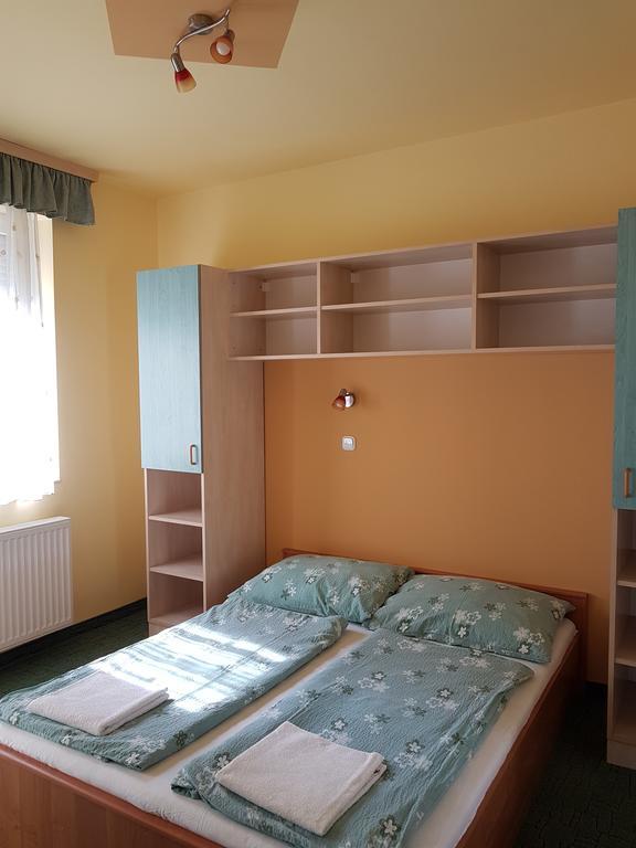 Richie Ii. Apartman Leilighet Siófok Eksteriør bilde